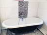 Badezimmer-Idee mit der freistehenden Nostalgie Badewanne Carlton Black