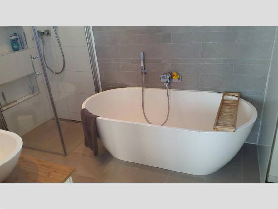 Badezimmer-Idee mit der freistehenden Badewanne Montecristo