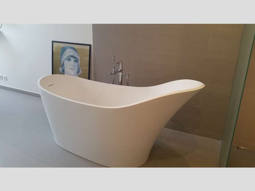 Badezimmer-Idee mit der freistehenden Badewanne Napoli