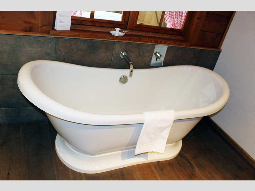 Badezimmer-Idee mit der freistehenden Badewanne Worcester
