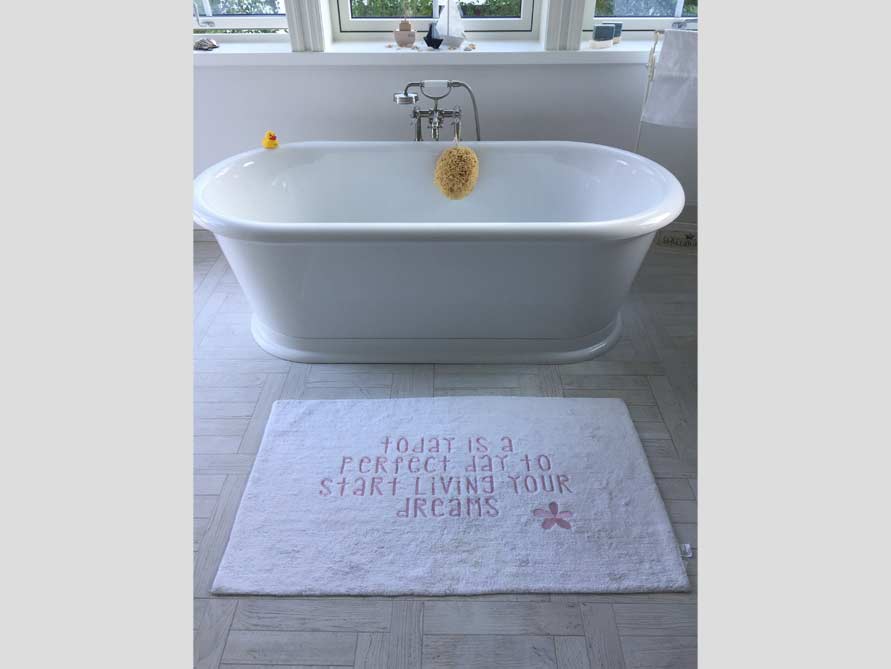 Badezimmer-Idee mit der freistehenden Badewanne York Tondo